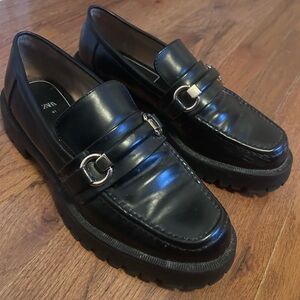 Zara Women’s Black Lug-Sole Loafers